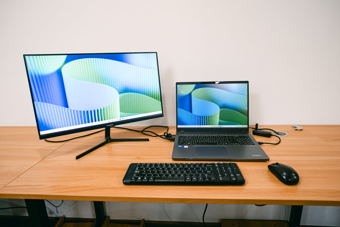 Secondhand Performance Laptop Bundle #7765775
