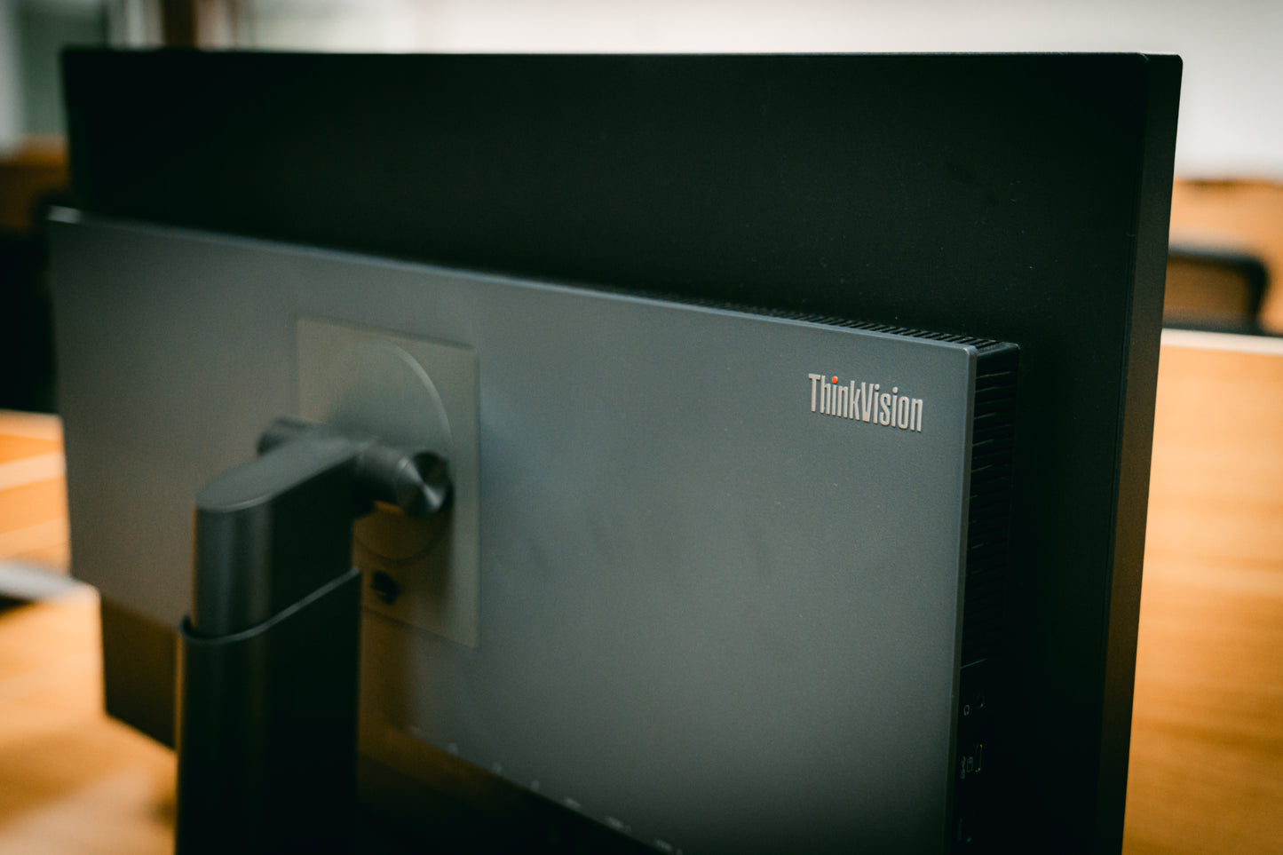 Secondhand High Quality Monitor #7577388