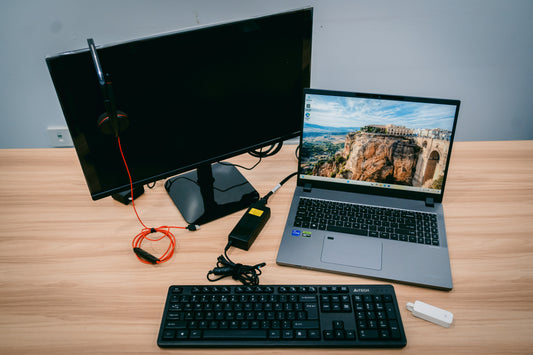 Secondhand Better Laptop Bundle (less than a year) - #7166807