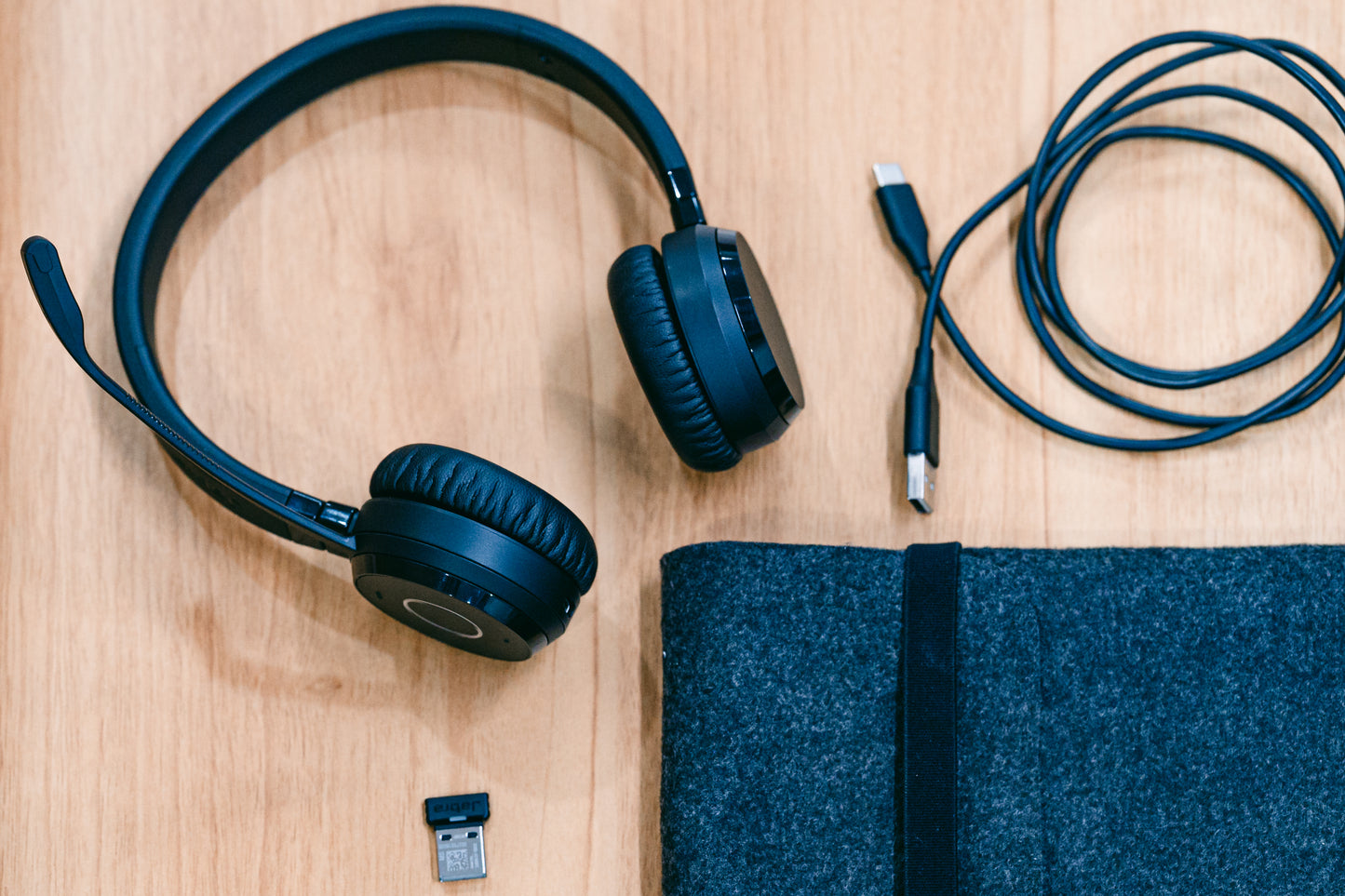 Wireless Noise Cancelling Headset - Jabra Evolve